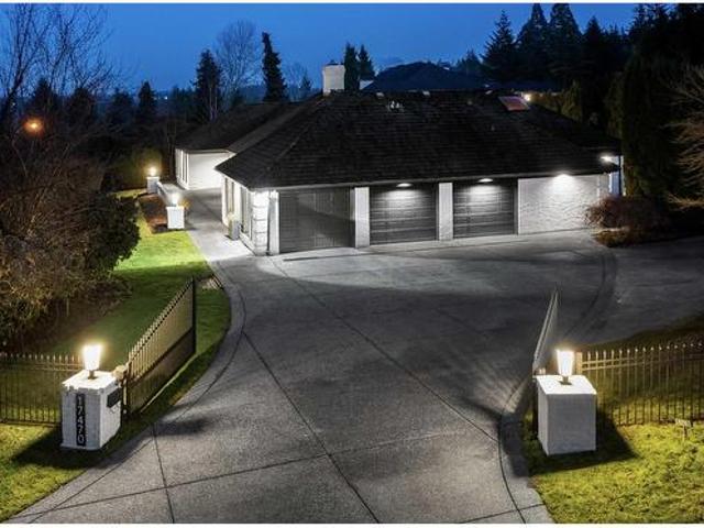 1747 B Avenue, Surrey, BC, V3Z 0E7 house for sale | Listing ID R3144 | Royal LePage