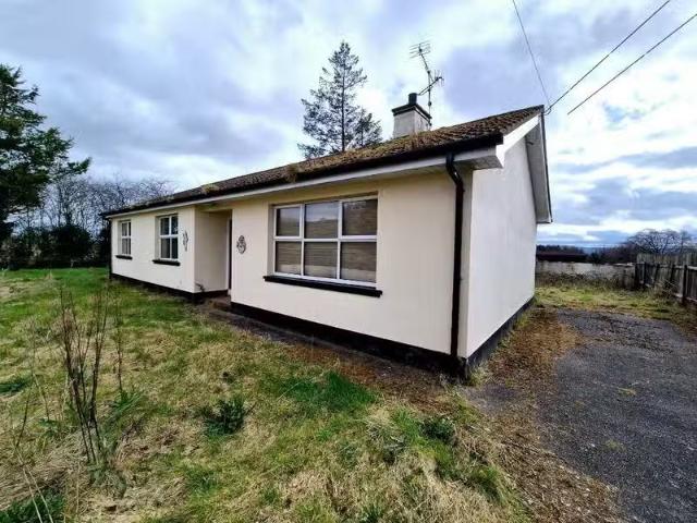174 Drumlegagh Road South