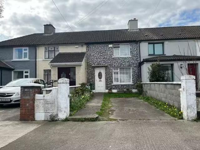 174 Keeper Road, D12 Y500, Drimnagh, Dublin 12 is for sale