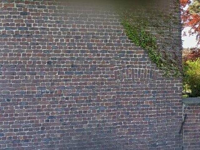 174 m2 warehouse for sale in Beersel