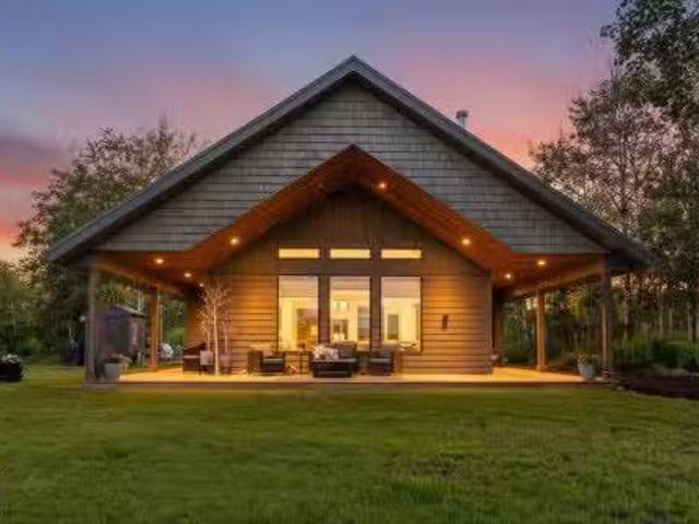17545 Victoria Trail, Rural Smoky Lake County, AB, T0A 3C0 h.