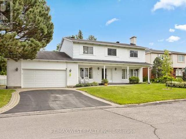 1758 Rhodes Crescent, Ottawa, ON, K1H 5T2 house for sale | Listing ID X13461 | Royal LePage