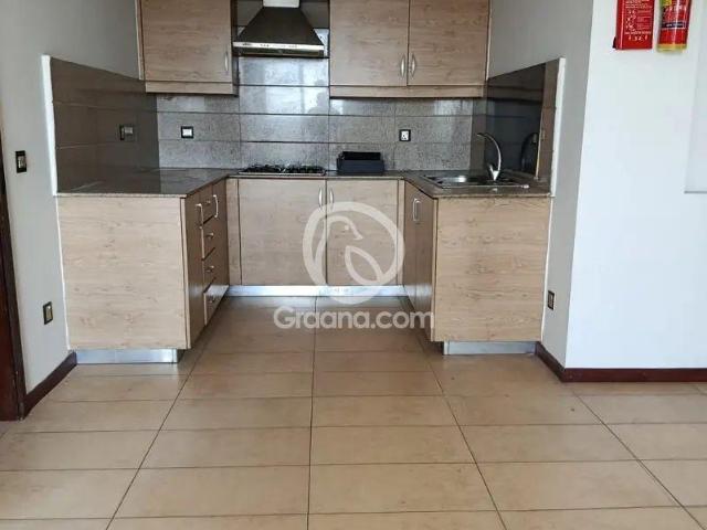 1750 Ft² Flat for Rent