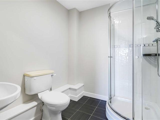 175,000 | 39 Kempton Court, Cavan, Co. Cavan Sherry FitzGerald Declan Woods 5004 MyHome. Ie Residential