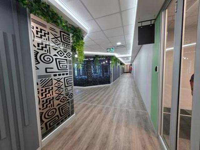 175.40m2 office to let at menlyn cor.