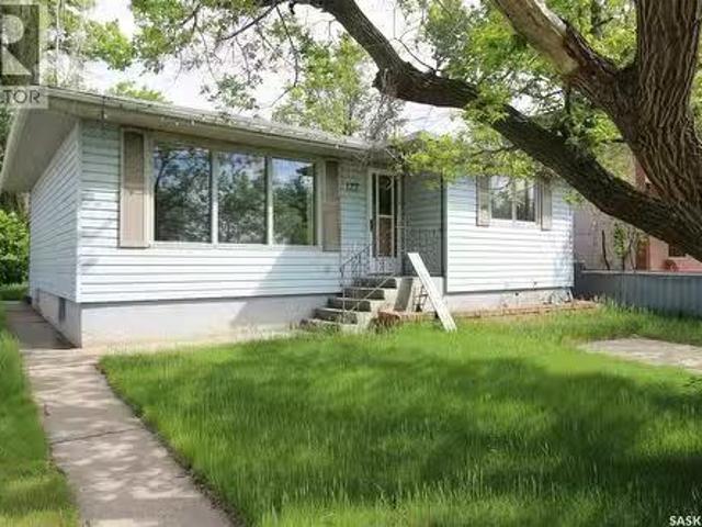 175 6Th Avenue W, Shaunavon, SK, S0N 2M0 house for sale Lis.