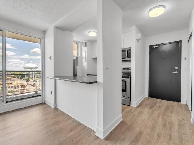 175 Park Street Studio Apartment for Rent at 175 Park St, Kingston, ON K7L 5E1 Sunnyside