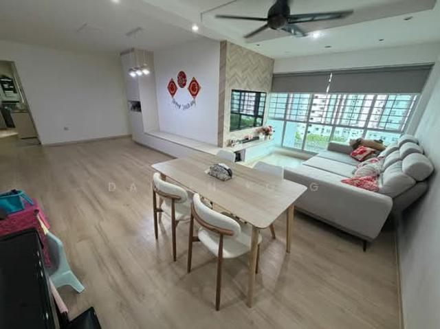 175A Punggol Field HDB Apartment For Sale, $720,000, 3 Bed 2 Bath 1,184 sqft $608.00 psf