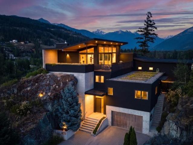 1764 Pinewood Drive, Pemberton, BC, V0N 2L3 Single Family Property For Sale | Listing ID R3140 | Royal LePage
