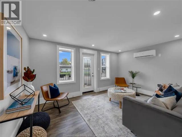 1766 University AVENUE Unit# 9