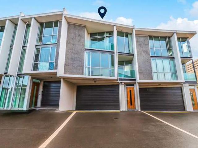 176 Acacia Bay Road, 1045, Taupō