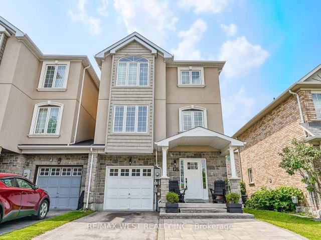 176 Gail Parks Crescent, Newmarket, ON | Condos. Ca