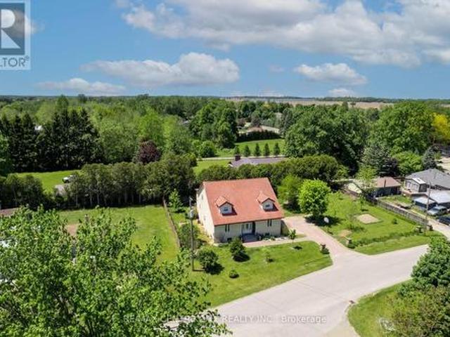 176 Eastman Avenue, Adelaide Metcalfe, ON, N7G 3K1 house for sale | Listing ID X13445 | Royal LePage
