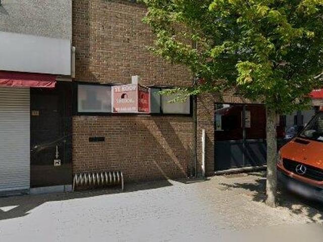 176 m2 office space for rent in Brasschaat