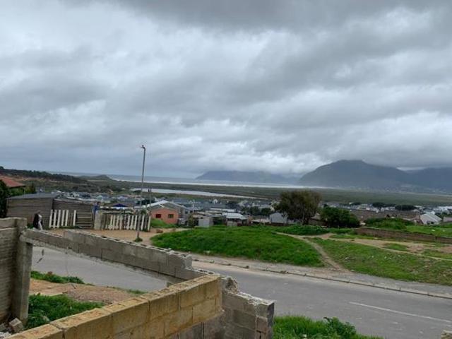 176 m² Land available in Ocean View