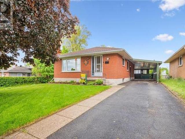 176 Sekura Street, Cambridge, ON, N1R 3R1 house for sale | Listing ID 40733 | Royal LePage