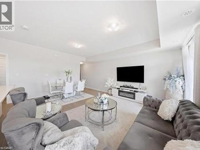 176 Wheat Lane, Kitchener, ON, N2R 0R4 townhouse for sale | Listing ID 40856 | Royal LePage