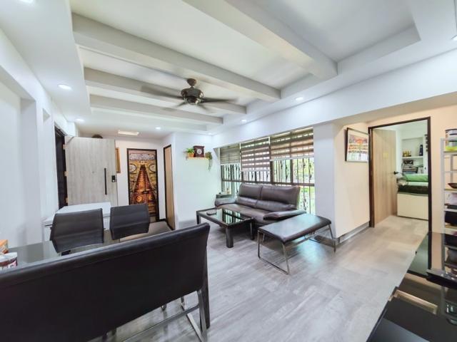 176C Edgefield Plains HDB Apartment For Sale, $560,000, 3 Bed 2 Bath 969 sqft $578.00 psf