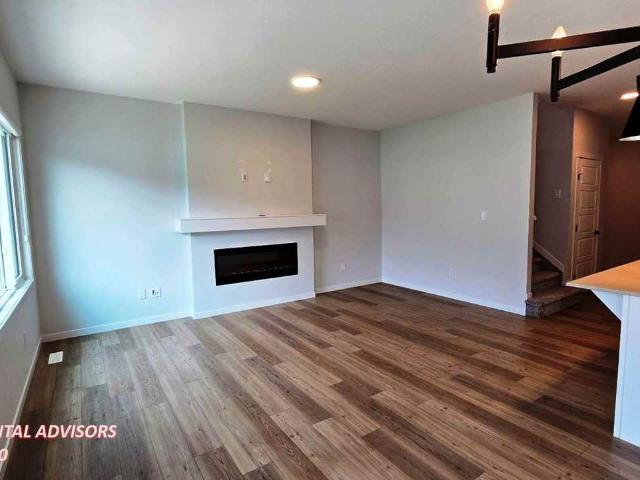 17764 73 Street Northwest 4 Bedroom Apartment for Rent at 17764 73 St Nw, Edmonton, AB T5Z 0V8