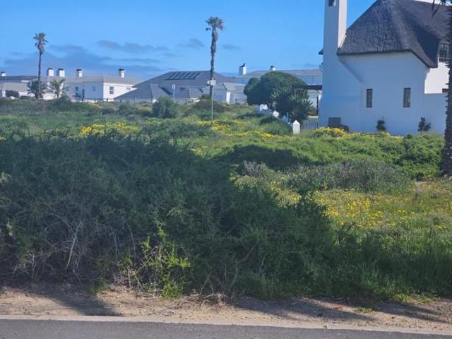 177 m² Land available in Shelley Point