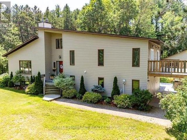 177 Sylvan Drive, Petawawa, ON, K8A 6W7 house for sale | Listing ID X13537 | Royal LePage
