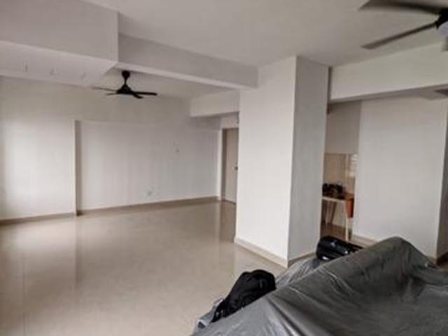 1785sqft Full Sea View Condominium For SALE