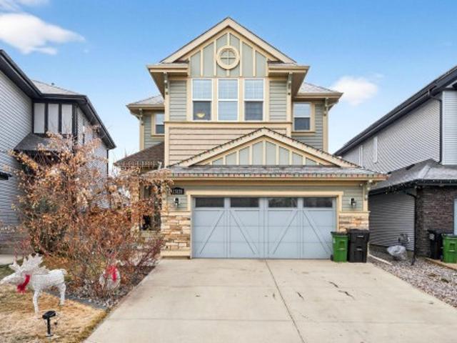 1783 A Street, Edmonton, AB, T5Y 3T2 house for sale | Listing ID E4473 | Royal LePage