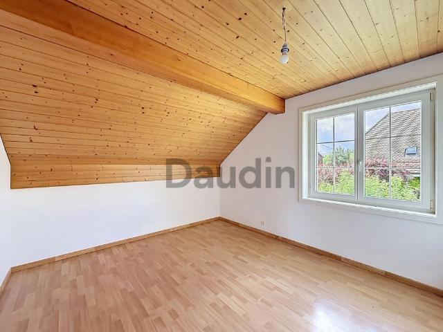 178 m²