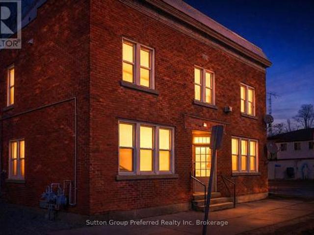 1792 Longwoods Road, Southwest Middlesex Wardsville, ON, N0L 2N9 investment for sale | Listing ID X13709 | Royal LePage