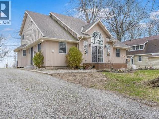 17938 Lakeshore Road, Rondeau Park, ON, N0P 1X0 house for sale | Listing ID 26019 | Royal LePage