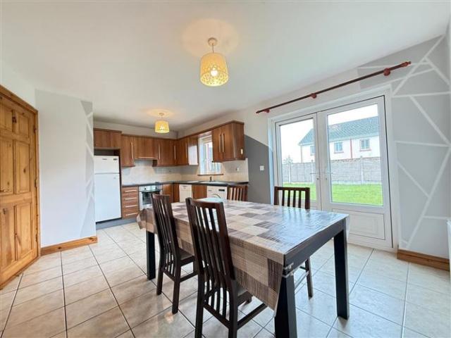 179,000 | 16 Riveroaks, Ballaghaderreen, Co. Roscommon James Kilcoyne Ltd 5009 MyHome. Ie Residential