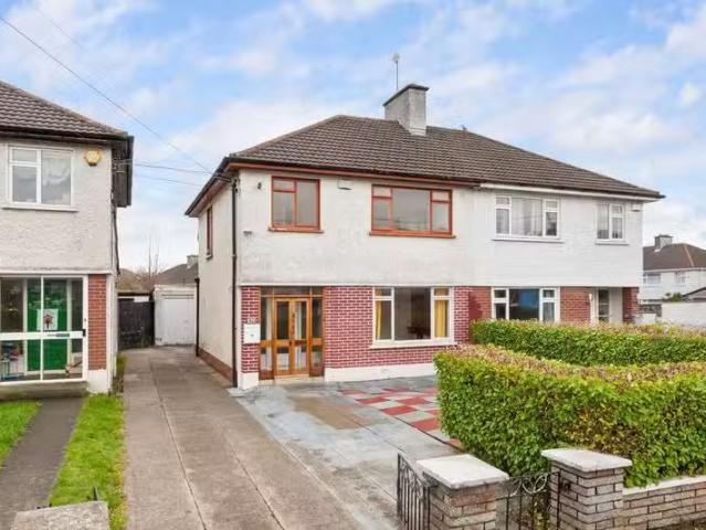 179 Hillcrest Park, Glasnevin, Dublin 11, D11N8P5 is for sale