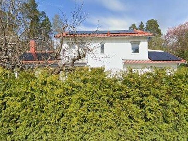 179 m2 lägenhet uthyres i Österåker