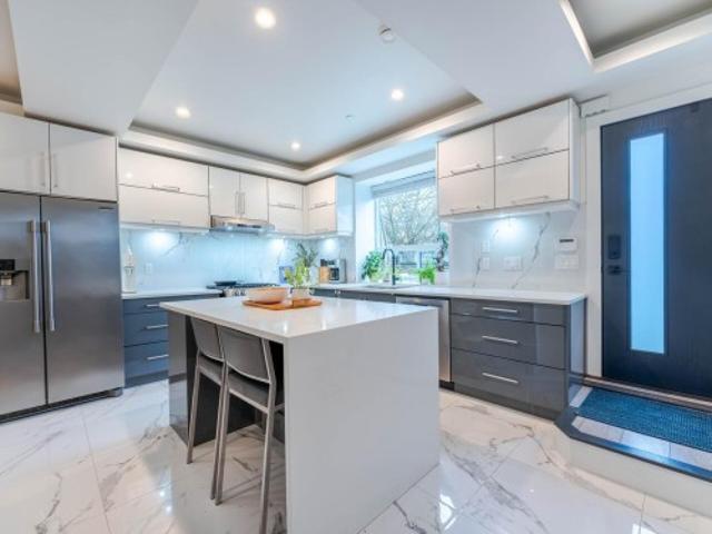 1805 37Th Avenue E, Vancouver, BC, V5P 1E9 house for sale | Listing ID R3139 | Royal LePage