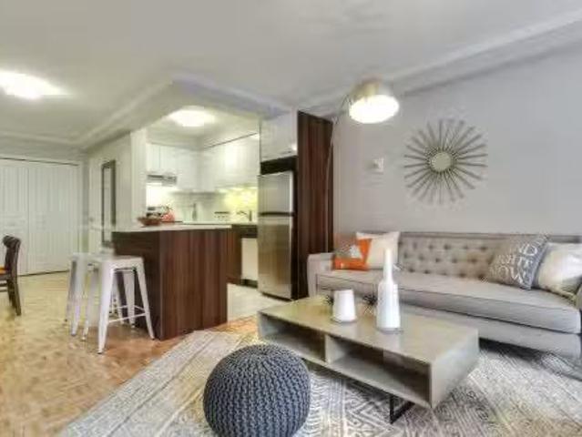 1807 1420 Rue Crescent, Montréal Ville Marie, QC, H3G 2B7.
