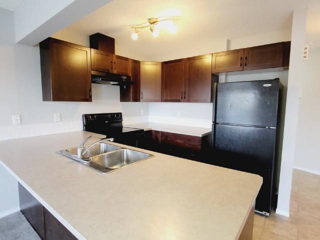 18004 89 Street NW #17 3 Bedroom Home for Rent at 18004 89 St Nw, Edmonton, AB T5Z 0E7 Klarvatten