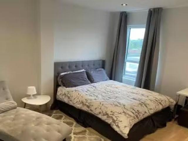 1800 Apartment 1 bedrooms in Longueuil