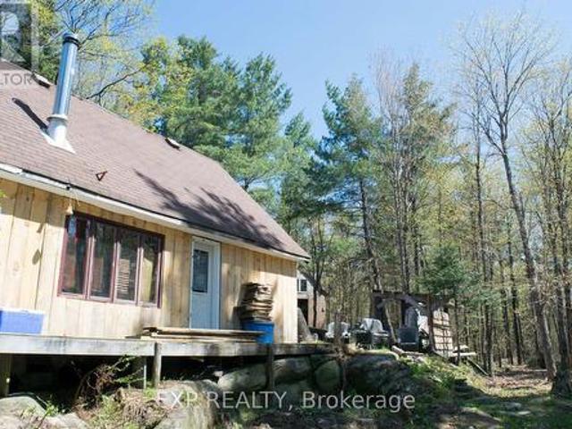 1800 Bear Cave Road, Muskoka Lakes, ON, P0C 1J0 house for sale | Listing ID X13464 | Royal LePage