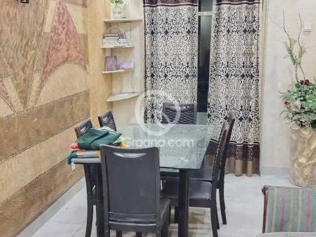 1800 Ft² Flat for Rent