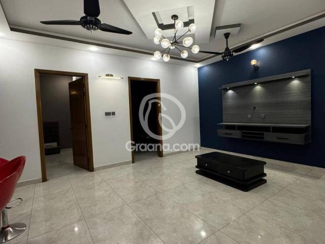 1800 Ft² Flat for Rent