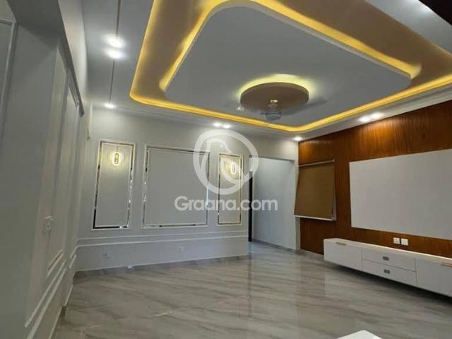 1800 Ft² Flat for Sale