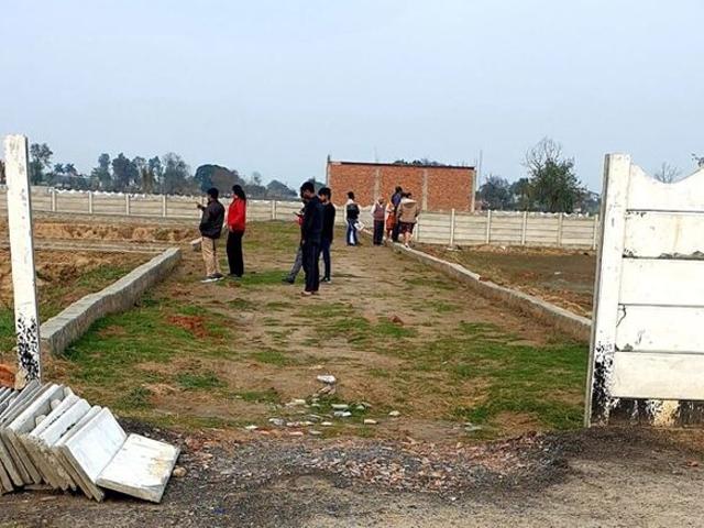 1800 Sq.Ft. Plot in Lal Kuan Ghaziabad Listing ID: #10128