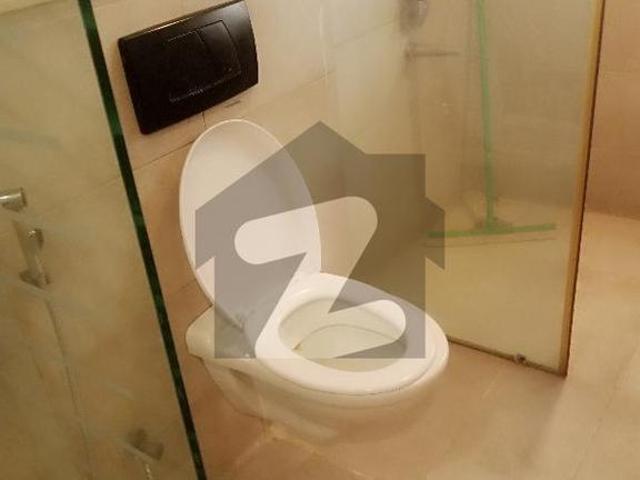 1800 Sq Ft 2bed Flat For Rent Walking Distance Misjid Commercial And Park Left Instold Only Family Bahria Town Phase 2