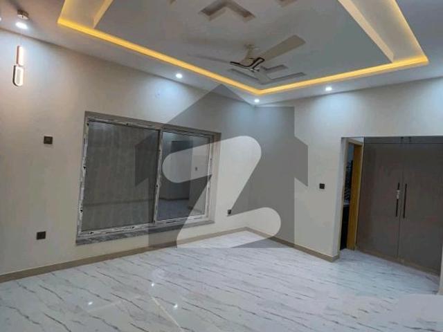 1800 Square Feet House In B 17 Of Islamabad Is Available For sale MPCHS Block E