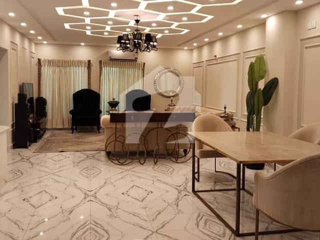 1800 Square Feet 3 Bedrooms Apartment For Rent In DHA Phase 8 Ex Air Avenue Facing Park