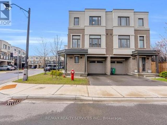1801 Mitoff Place, Mississauga, ON, L4W 0E8 house for lease | Listing ID W13483 | Royal LePage