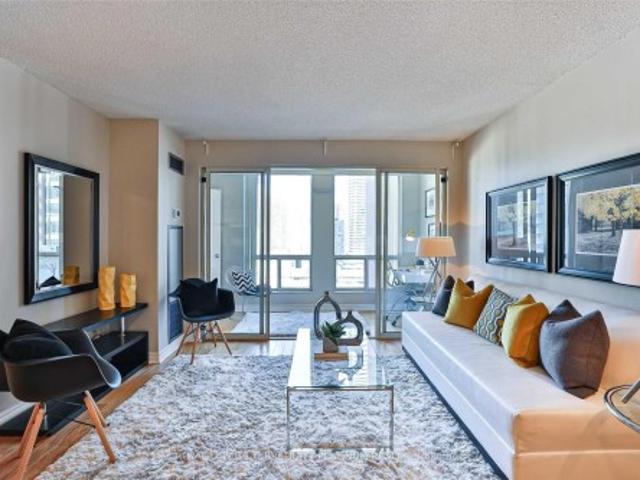 1801 25 Grenville Street, Toronto, ON, M4Y 2X5 lease for lease | Listing ID C13245 | Royal LePage