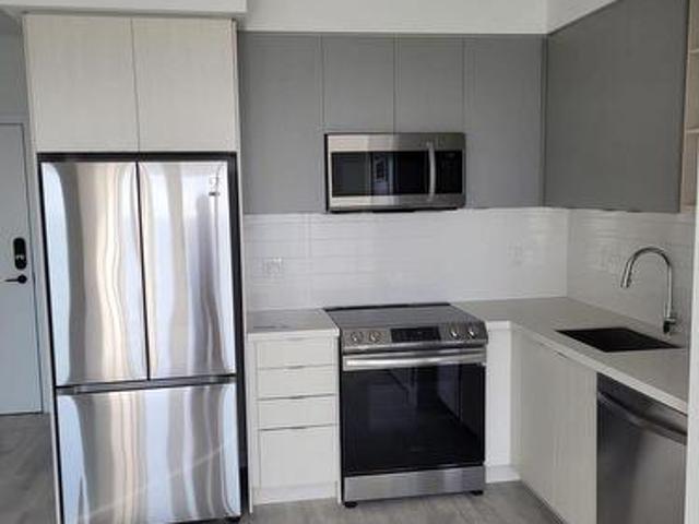 1801 4 Metcalfe Avenue, Mississauga, ON, L5M 0Z7 condo for sale | Listing ID W13687 | Royal LePage