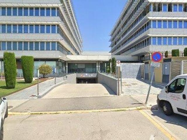 1803 m2 office space for sale in Paterna