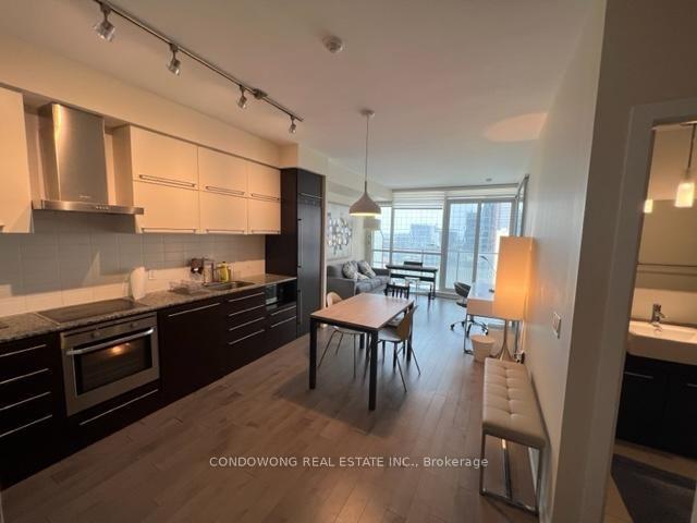 1803 Bay Street, Toronto | 1+1Beds/1Bath, Condo, $2,700/mo | Condos. Ca